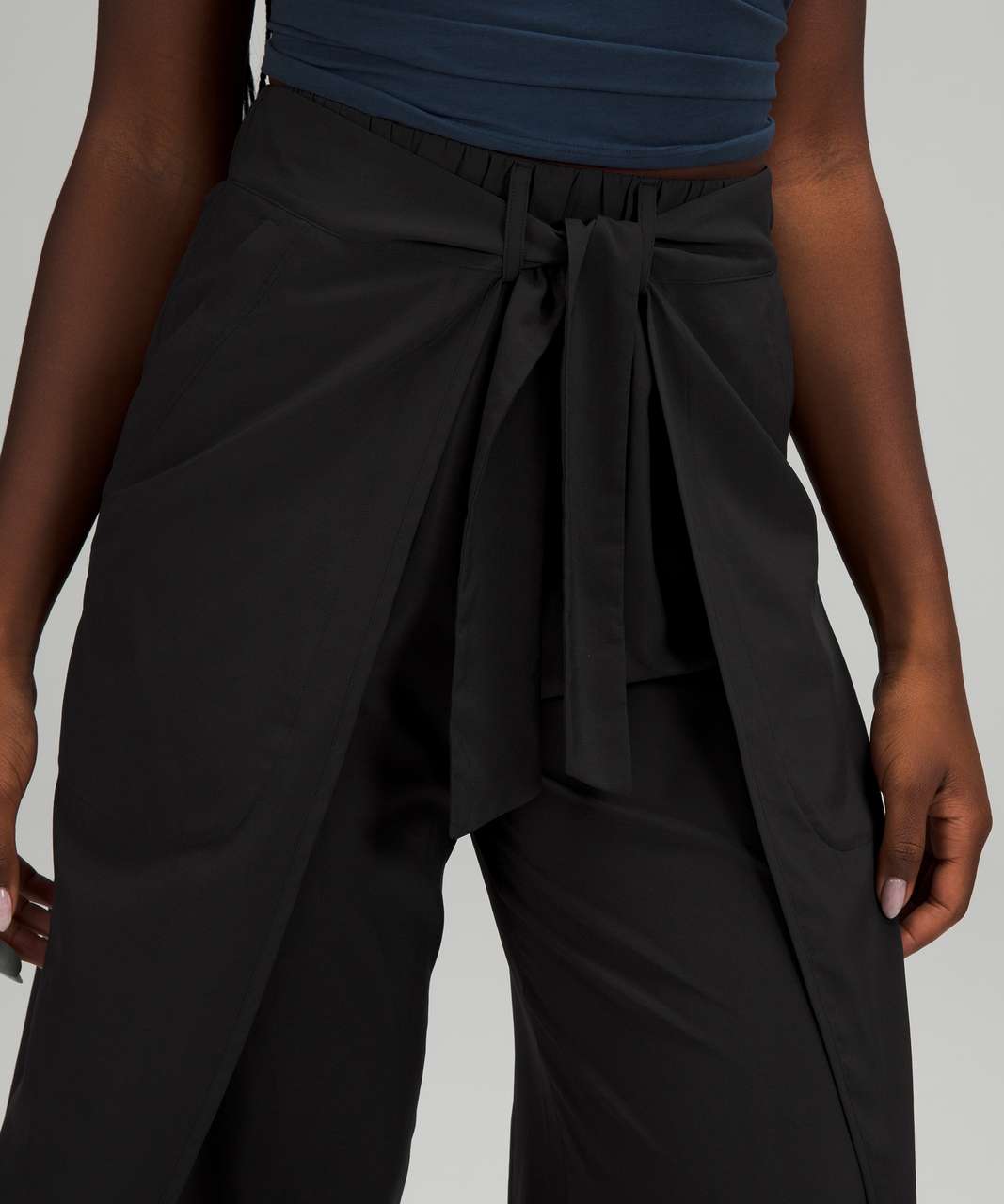 lululemon Black pants women size 2 Asymmetrical Faux Wrap Front Slouchy