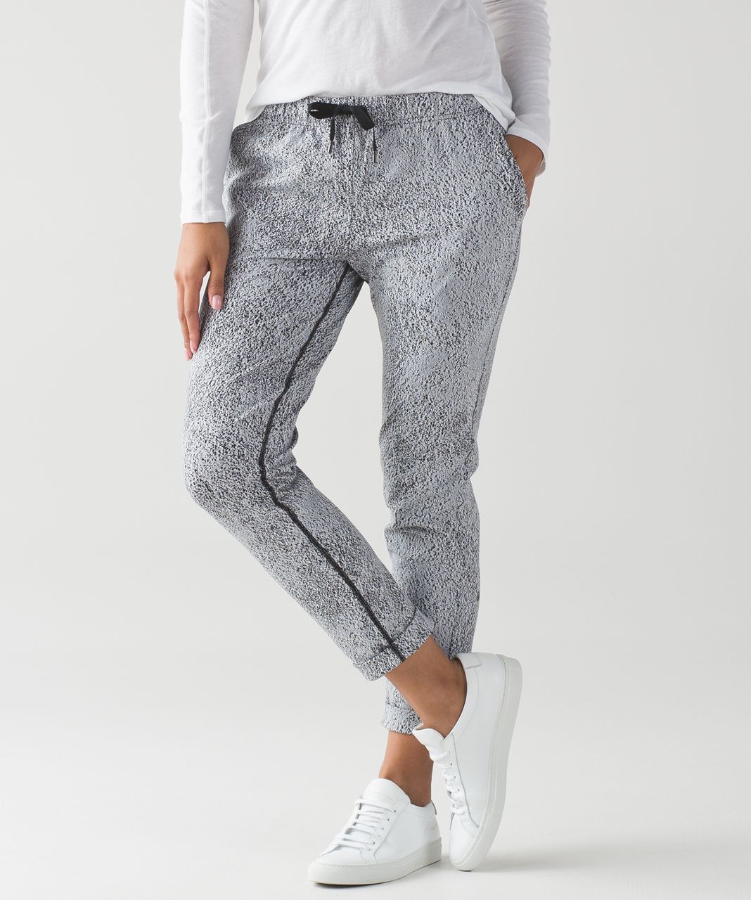 Lululemon Jet Pant - Power Luxtreme Spray Jacquard White Black