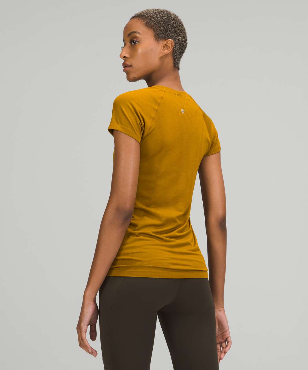 Lululemon Swiftly Tech Short Sleeve 2.0 - Gold Spice / Gold Spice