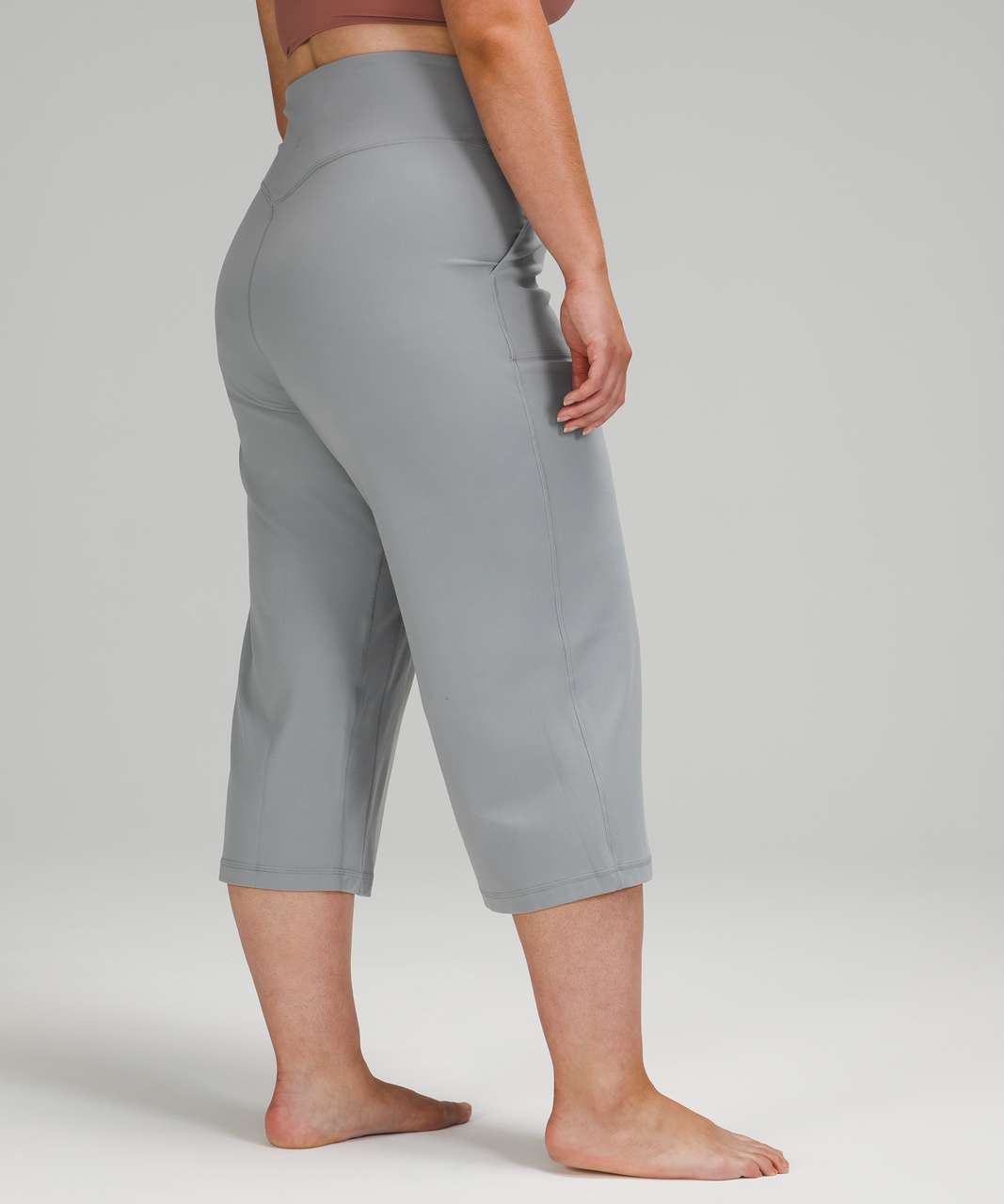 Lululemon align wide leg crop 23” grey sage size 6, Women's