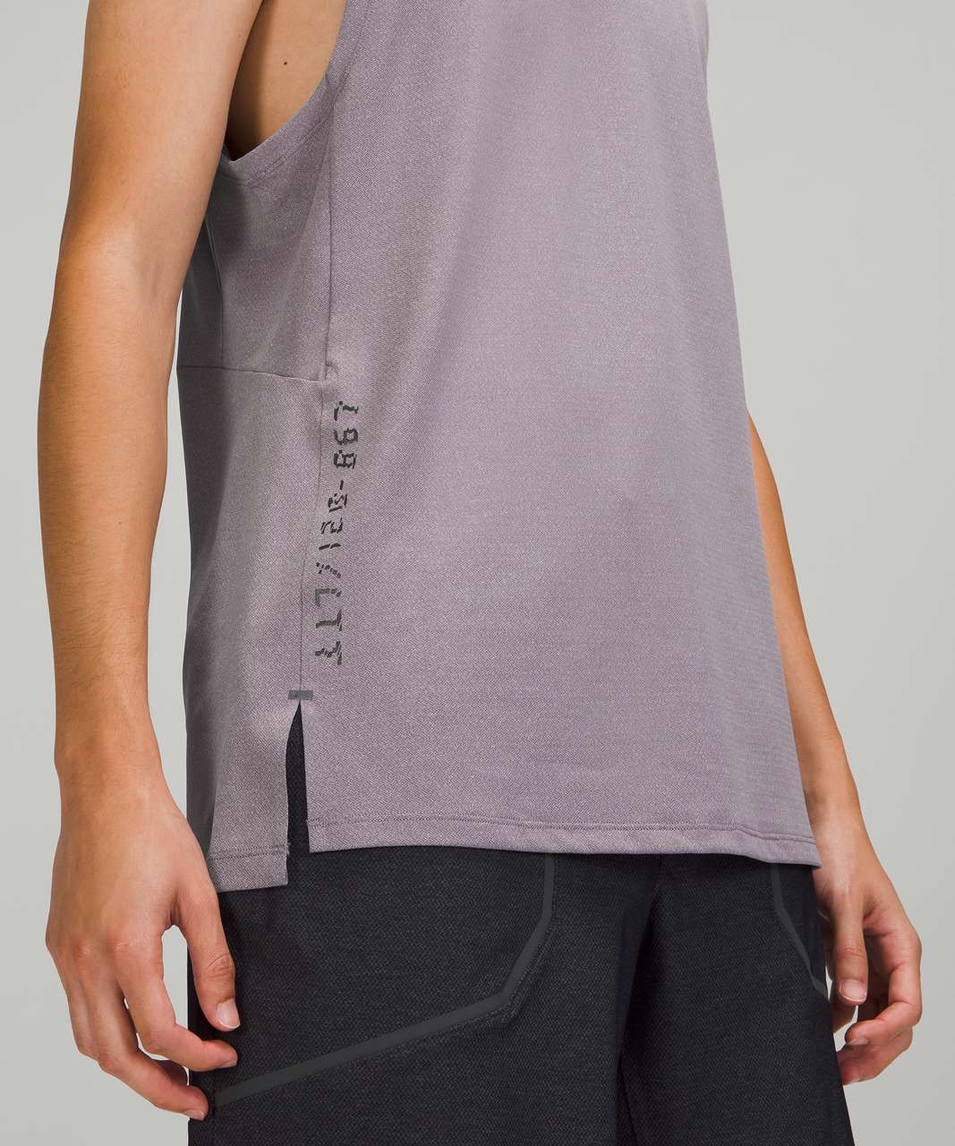 Lululemon Textured Training Tank Top - Heathered Dusky Lavender