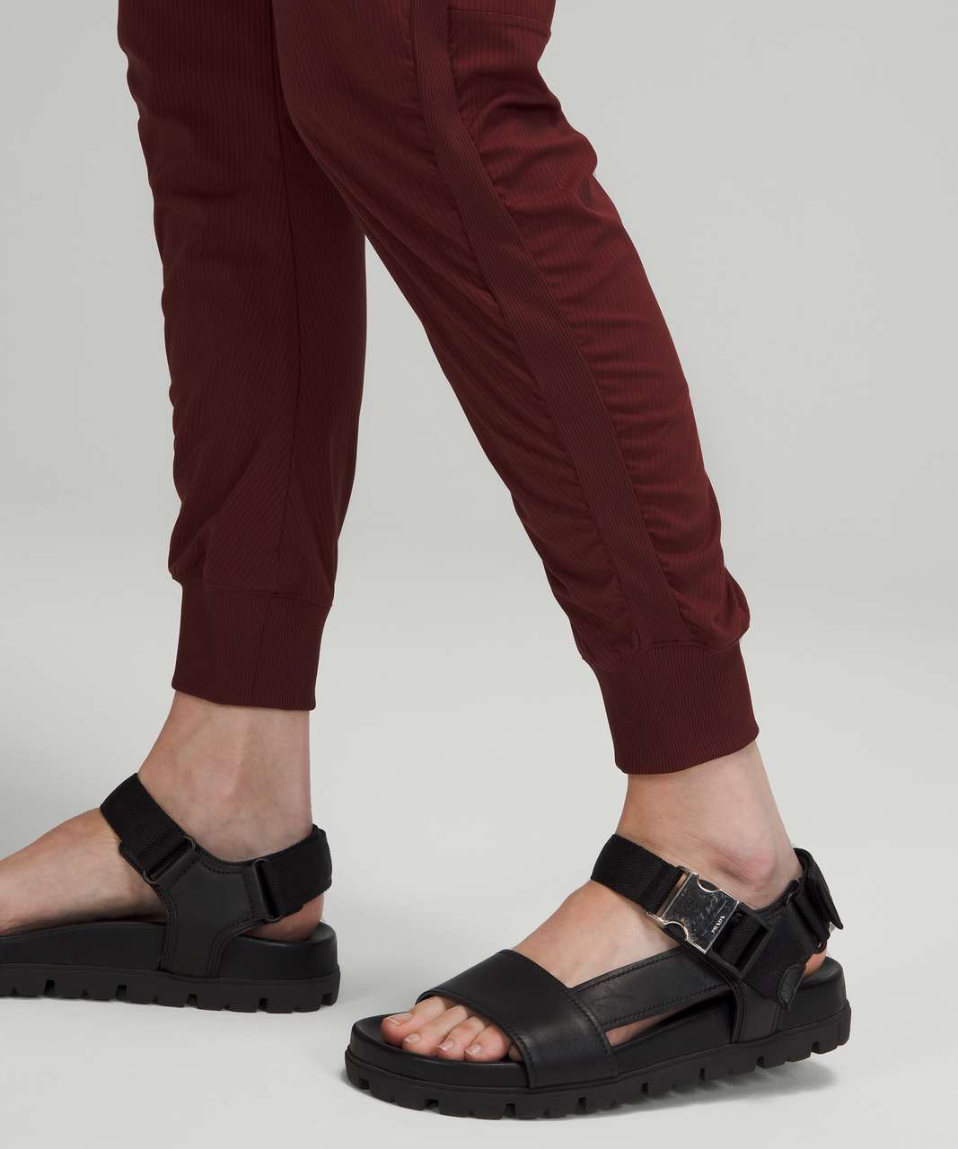 Lululemon Beyond the Studio Jogger - Red Merlot