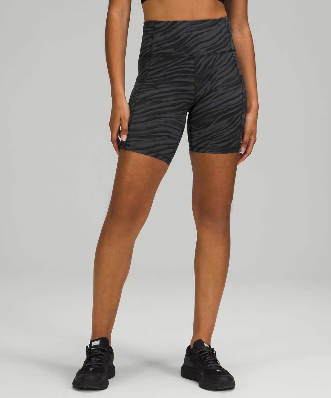 Lululemon Fast and Free Short 8 - Le Tigre Camo Deep Coal Multi - lulu  fanatics