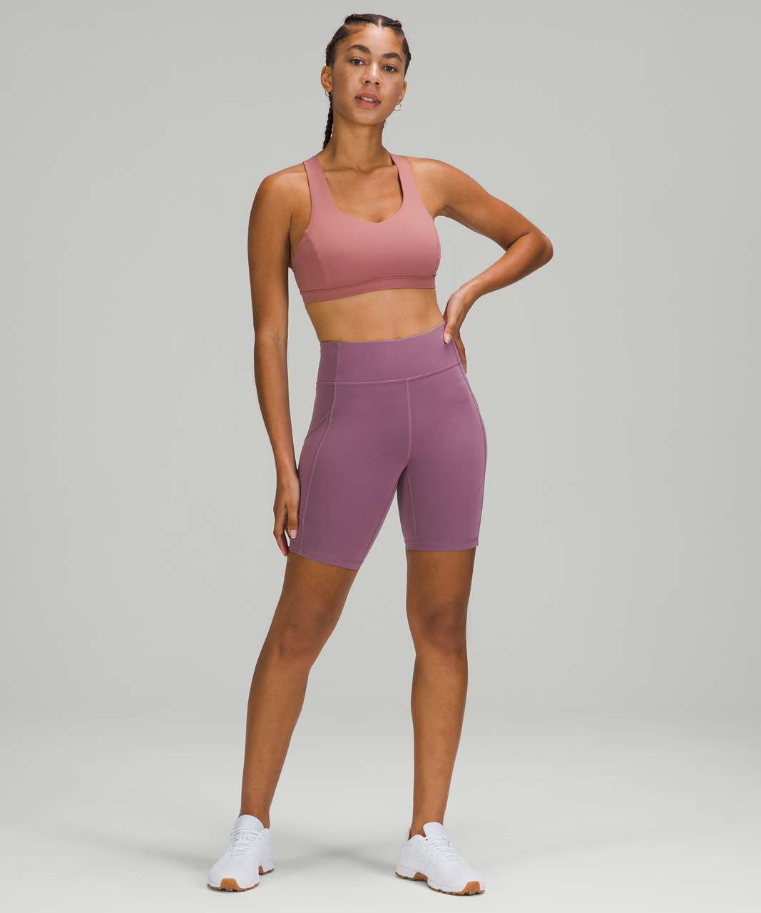 Lululemon Invigorate High Rise Short 8" - Grape Mauve