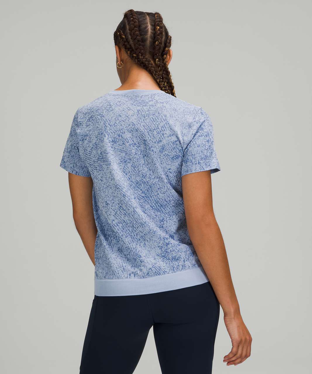 NWT LULULEMON FFBU/WTDR Blue Multi Swiftly Breathe Long Sleeve 2.0