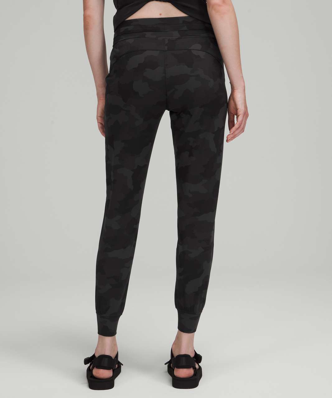 Lululemon Relaxed High-Rise Jogger - Heritage 365 Camo Deep Coal Multi -  lulu fanatics