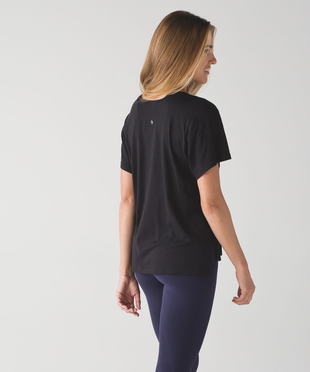 Lululemon Jericho Crew Short Sleeve - Black