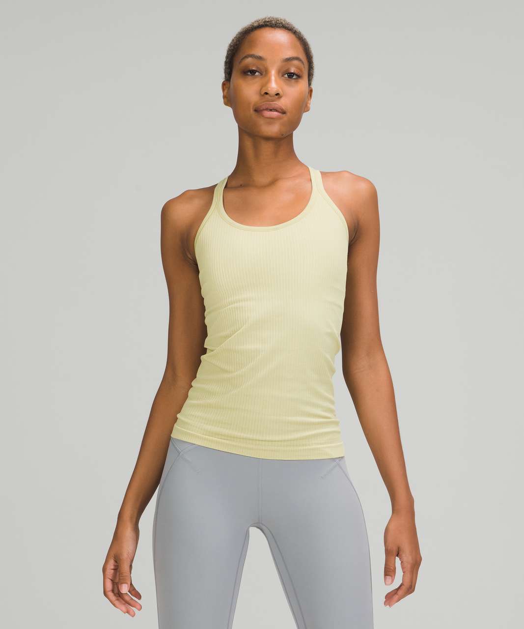 Lululemon Tank Top with Built-in Bra – Elli Share