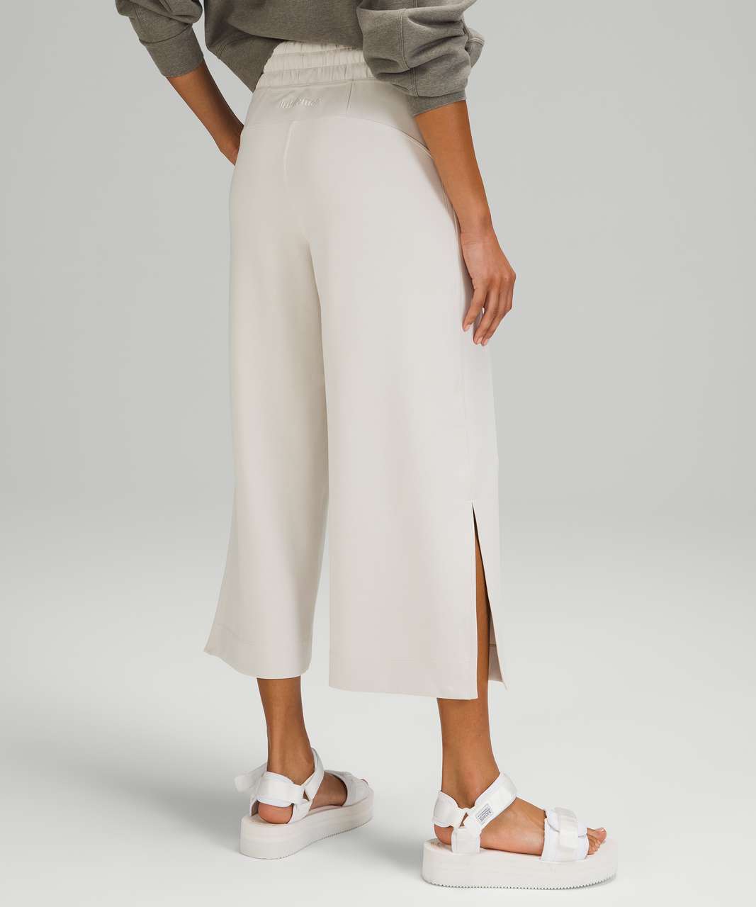 Lululemon Soft Ambitions High Rise Crop *Softstreme - White Opal