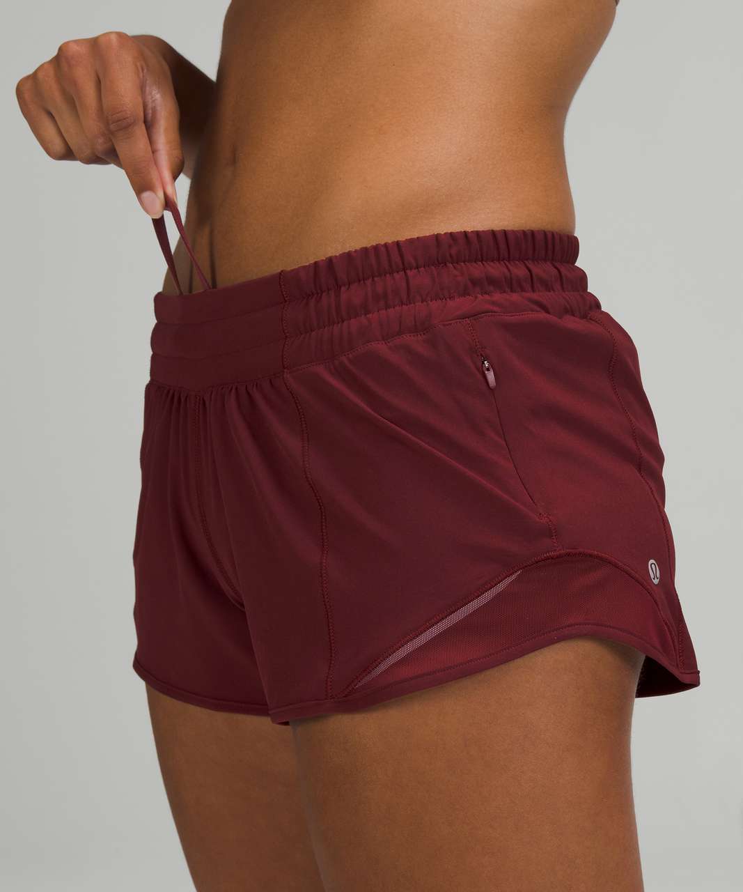 Lululemon Hotty Hot Low Rise Short 2.5" - Red Merlot