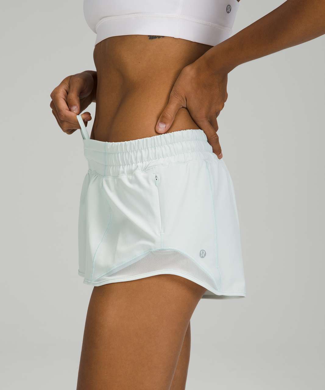 Lululemon Hotty Hot Low Rise Short 2.5" - Ocean Air