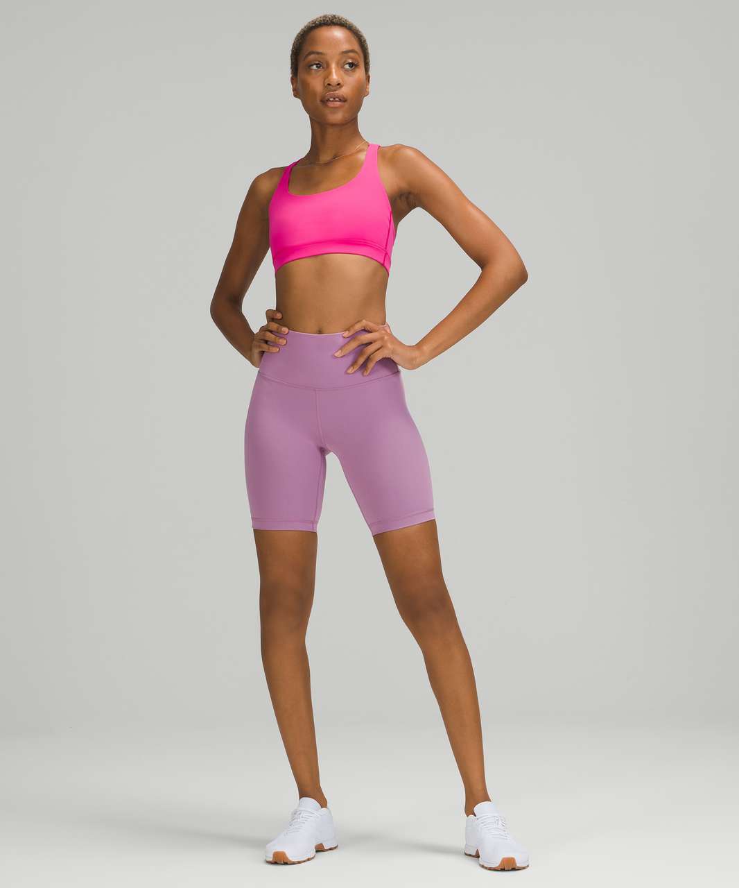 Hotline Medium-Impact Sports Bra in Pink