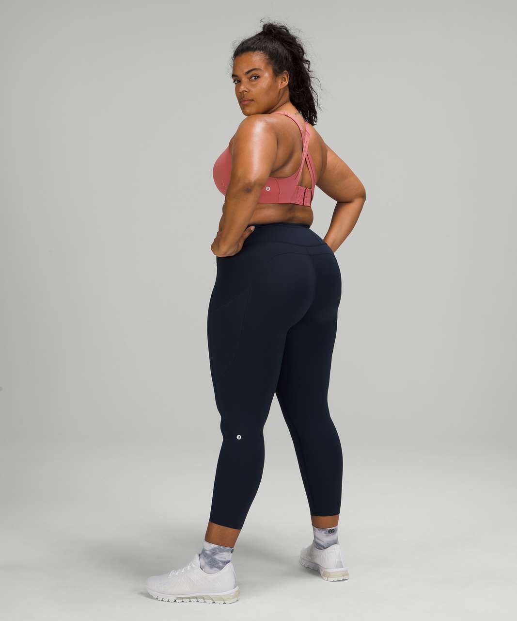 Lululemon AirSupport Bra 34C Cups in Brier Rose / Pink Puff Size 34 C - $25  (63% Off Retail) - From Jamie