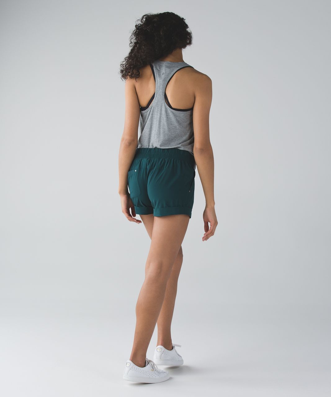 Lululemon Spring Break Away Short - Deep Green