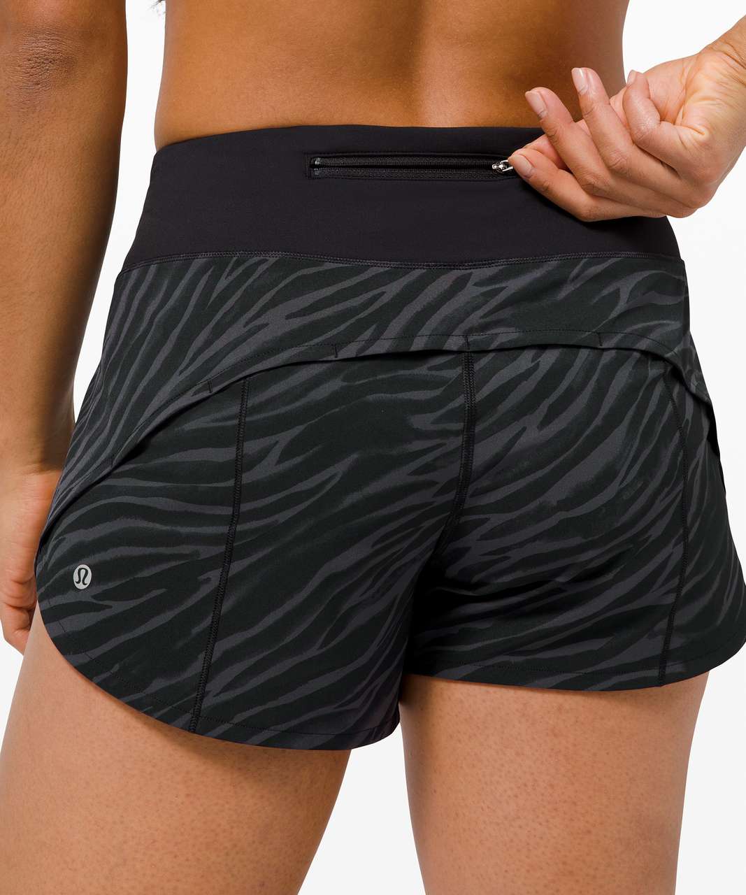 Lululemon Speed Up Mid-Rise Short 4 - Le Tigre Camo Deep Coal Multi /  Black - lulu fanatics