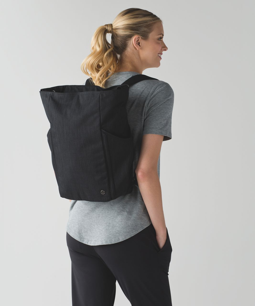 Lululemon Enroute Bag - Black