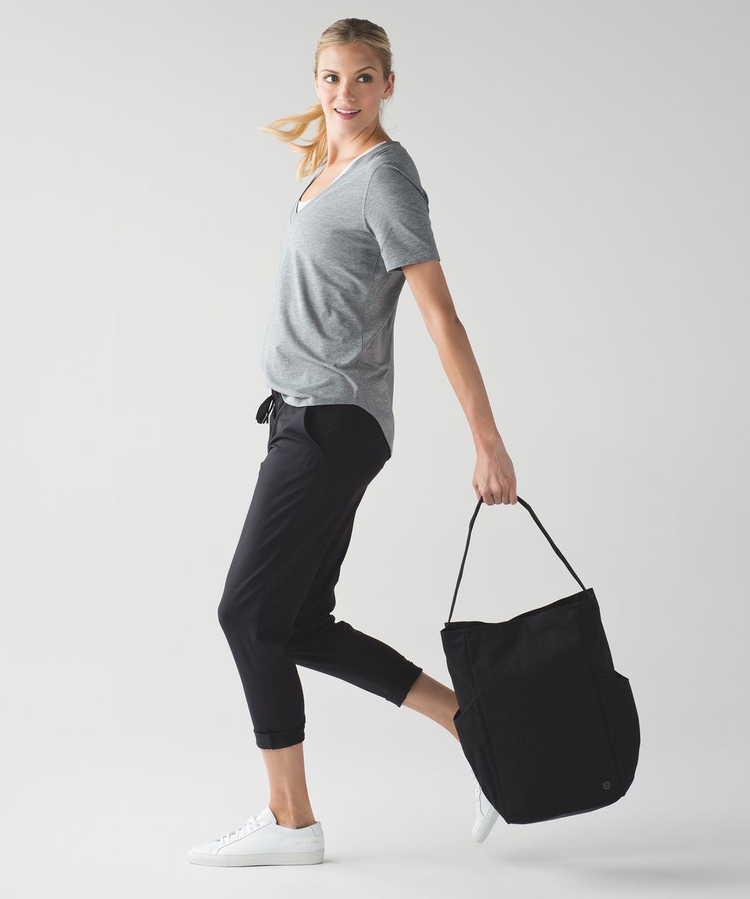 Lululemon Enroute Bag - Black