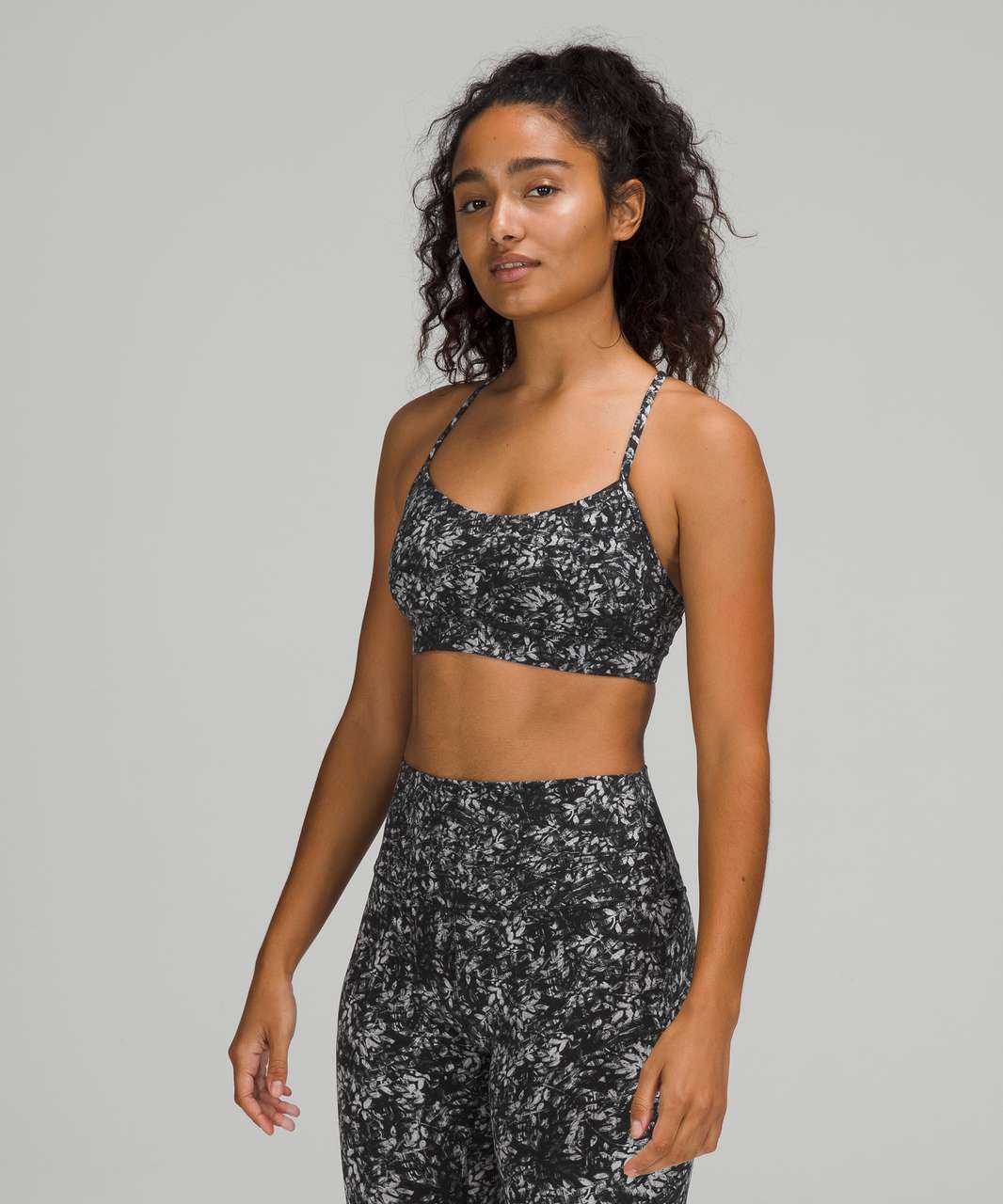 Lululemon Flow Y Bra Nulu *Light Support, A–C Cups - Blossom Overlay Starlight Multi