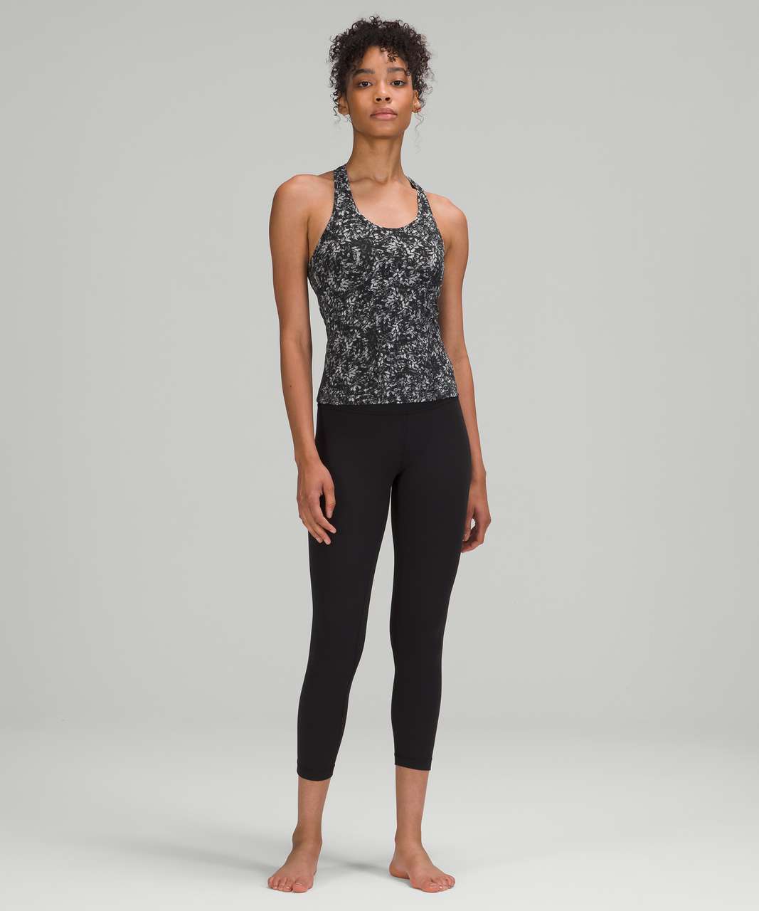 BLOSSOM CROPPED TANK TOP in black