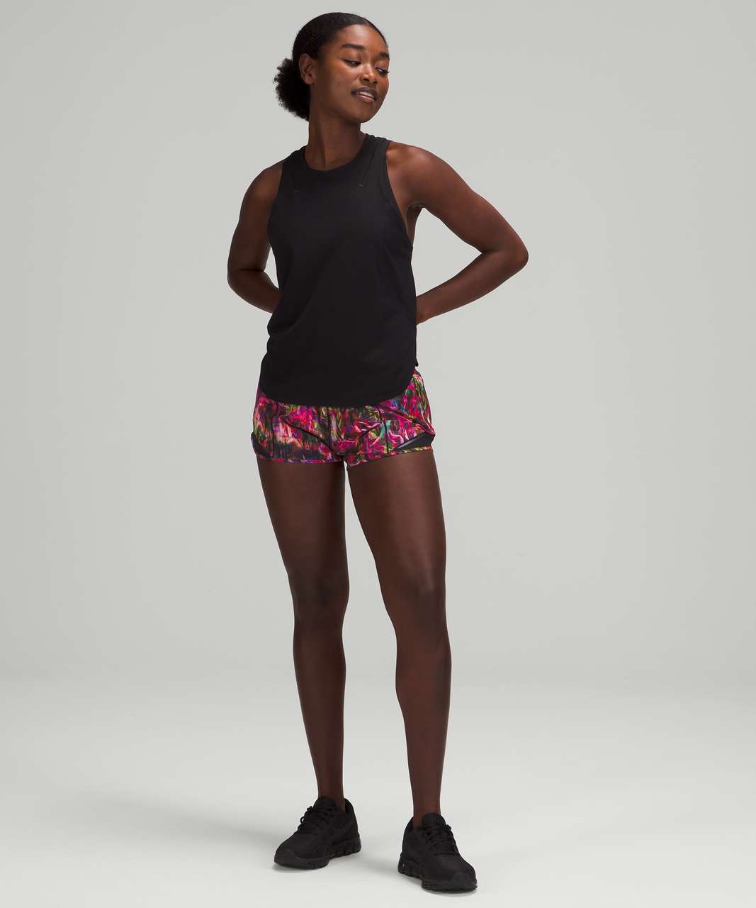 Lululemon Hotty Hot Low Rise Short 2.5" - Hyper Flow Pink Multi / Black