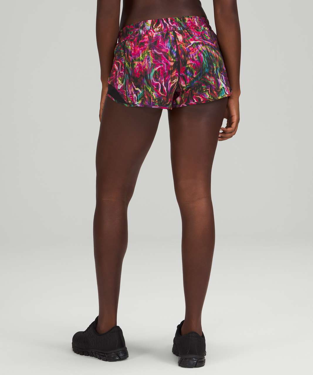 Lululemon Hotty Hot Low Rise Short 2.5" - Hyper Flow Pink Multi / Black