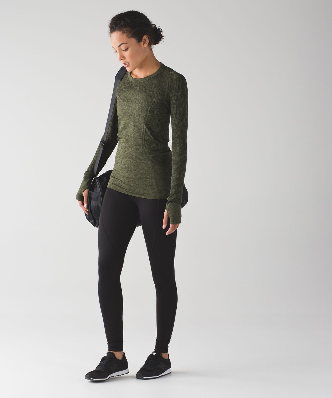 Lululemon Swiftly Tech Long Sleeve Crew - Black / Brave Olive