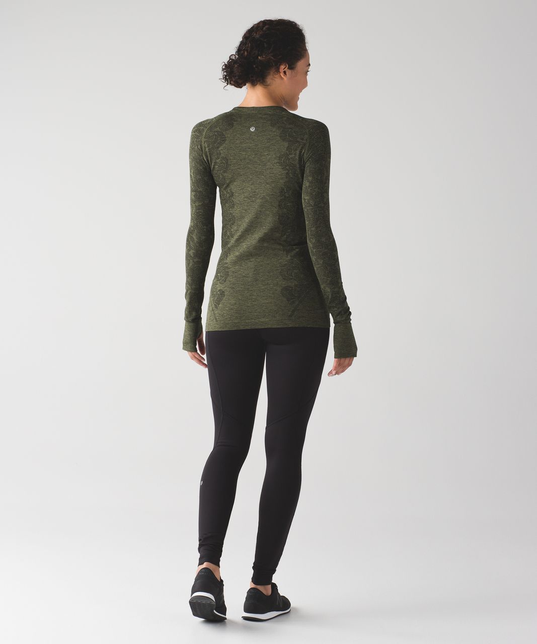 Lululemon Swiftly Tech Long Sleeve Crew - Black / Brave Olive