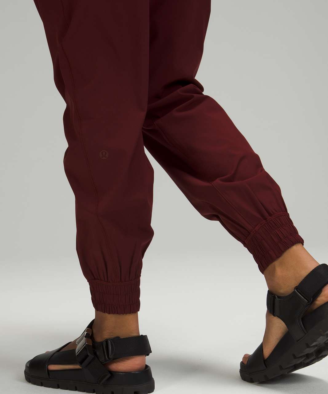 Lululemon Sun Setter High Rise Jogger *Full Length - Red Merlot