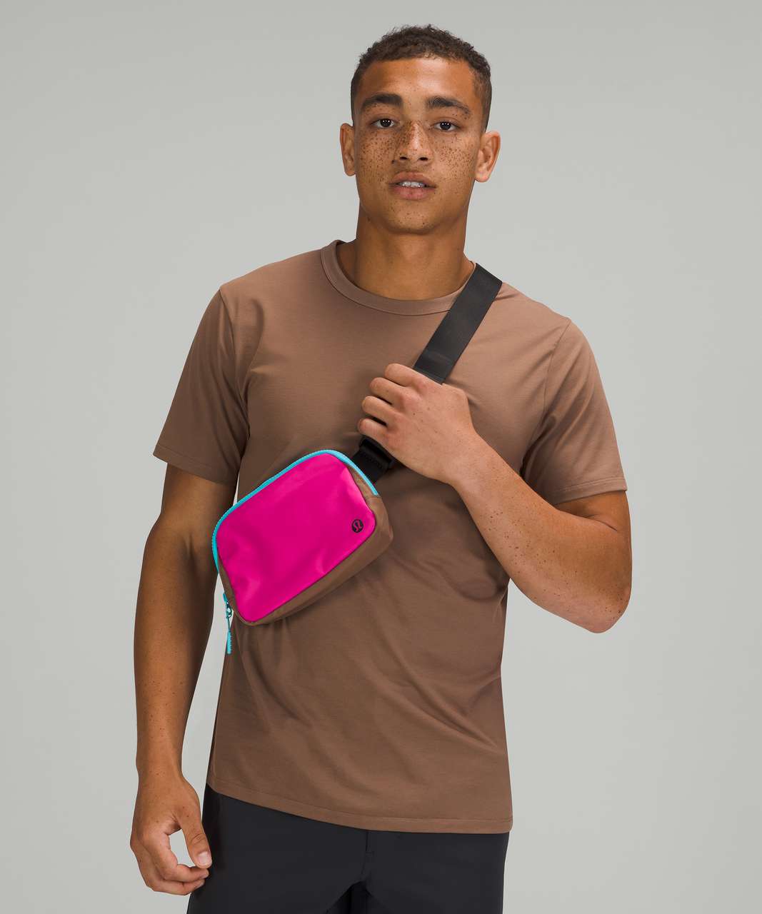 Lululemon Everywhere Belt Bag 1L Sonic Pink / Cacao / Black - $125 - From  Julie