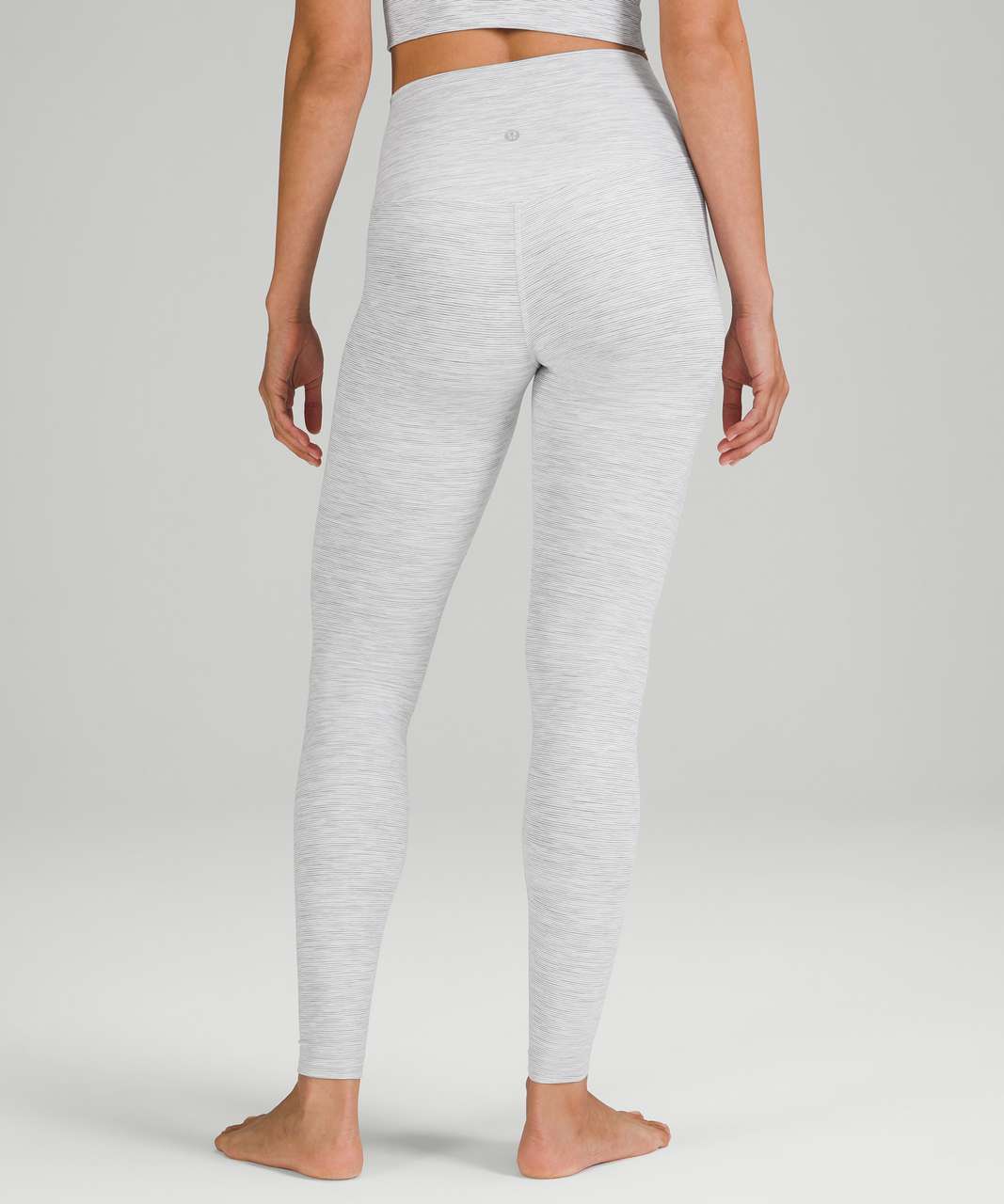 LULULEMON ON THE FLY PANT SIZE 6 WEE ARE FROM SPACE WHITE NIMBUS
