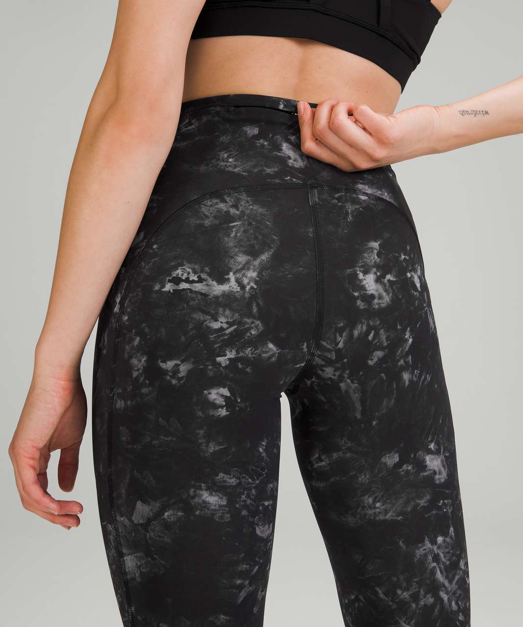 Lululemon Swift Speed High-Rise Tight 28 - Aquila Black Multi - lulu  fanatics