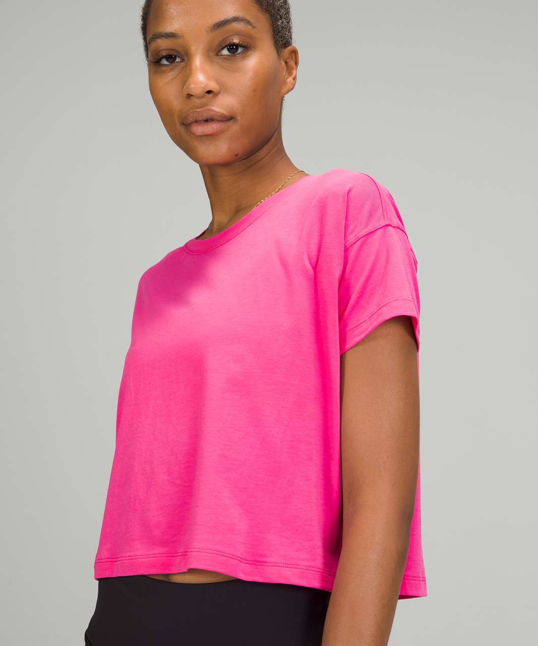 Lululemon Cates Tee - Sonic Pink