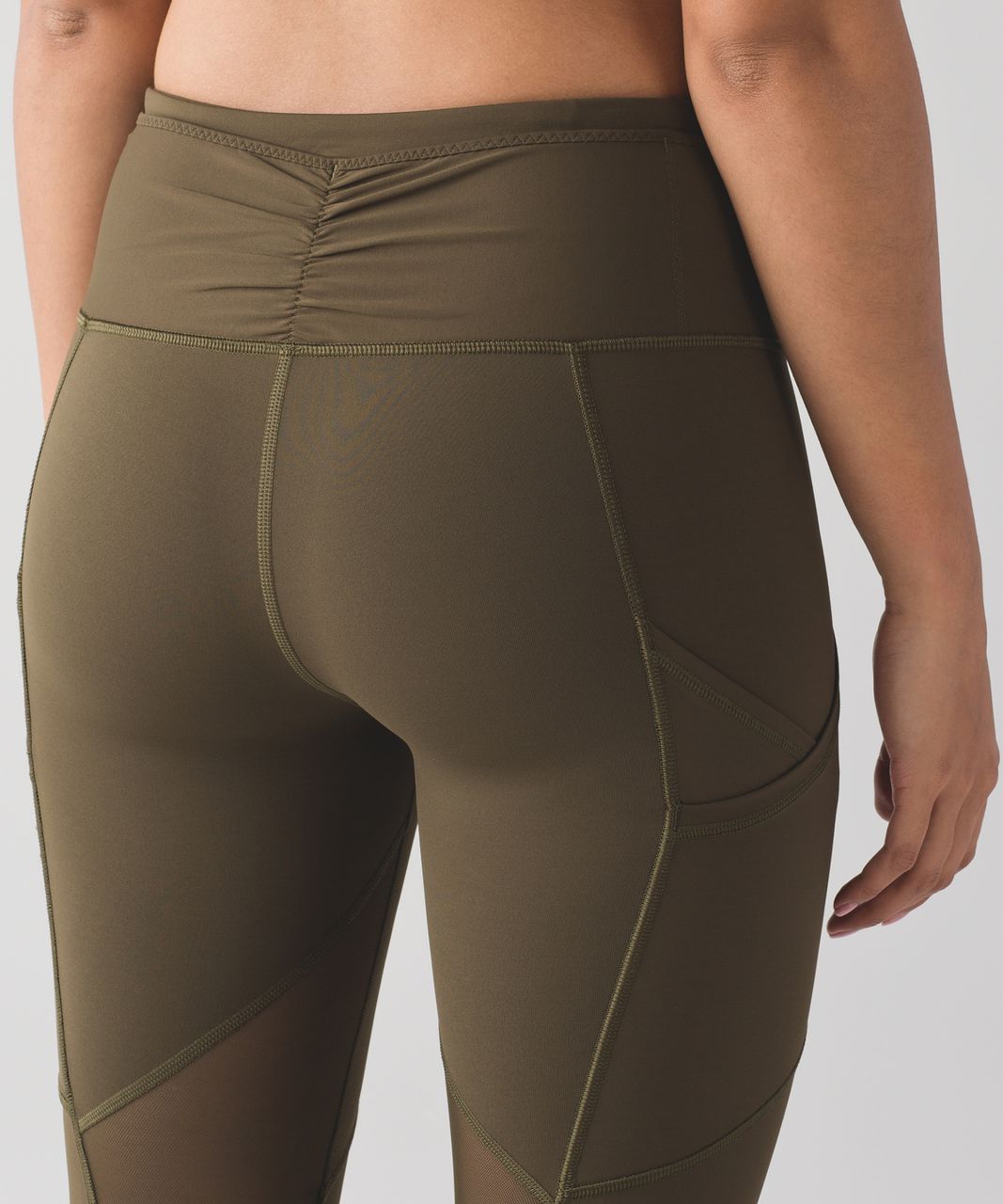 Lululemon Outrun Tight - Military Green