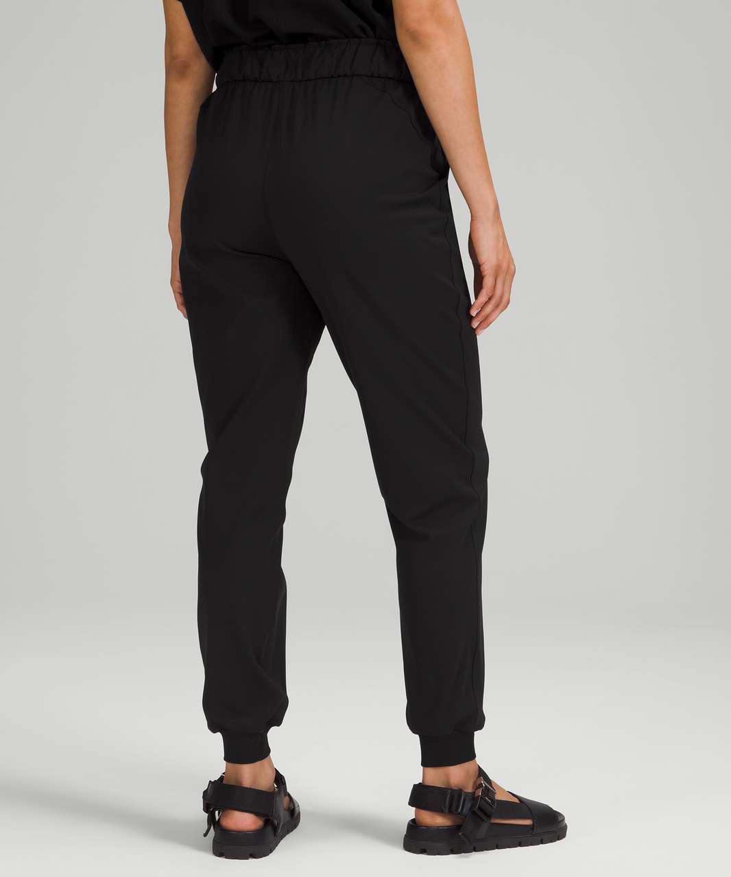 Lululemon Women joggers Stretch Luxtreme High-Rise Pant Black Full Length  Size 4