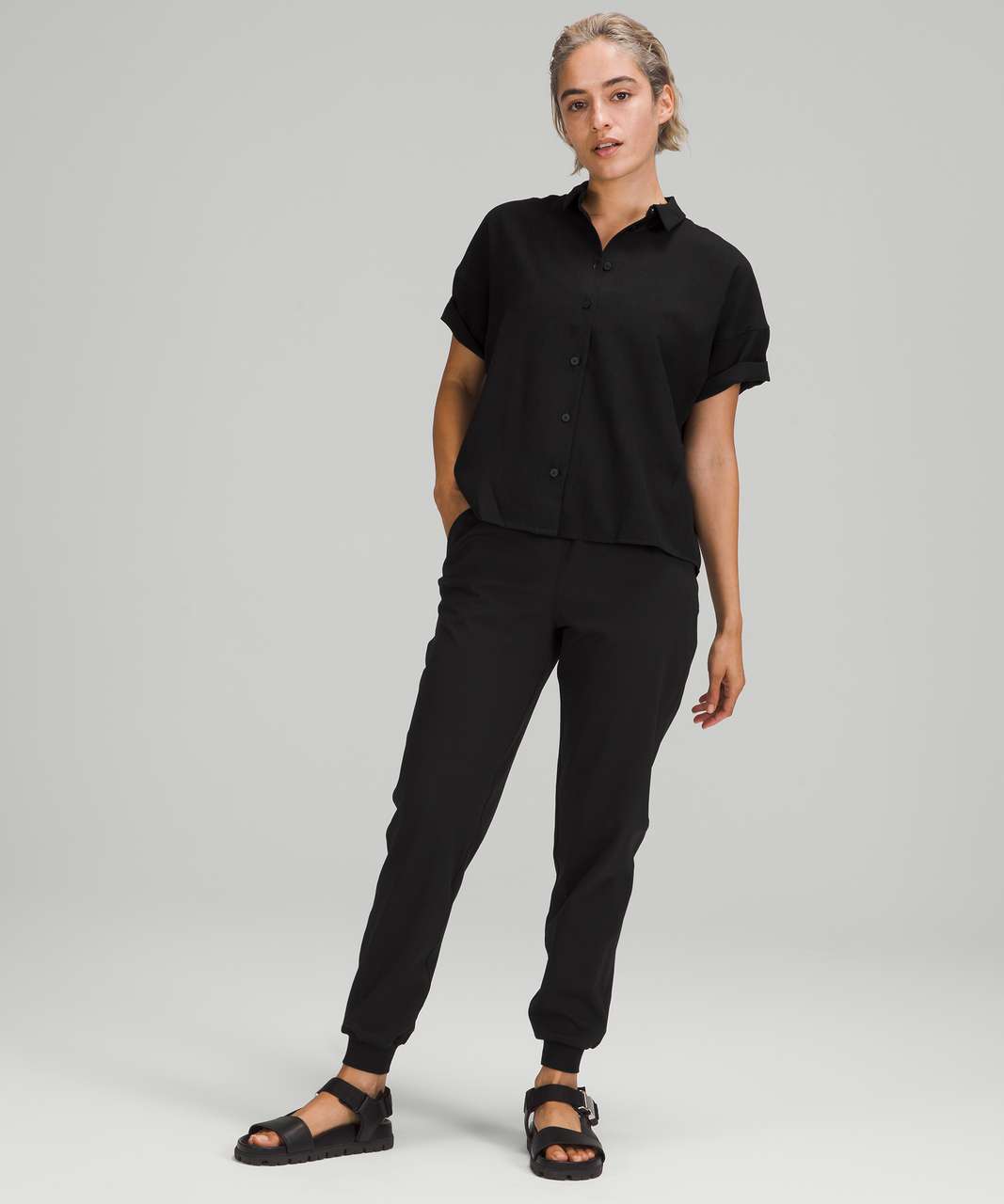 Lululemon Stretch High-Rise Jogger Full-Length Black Size 8 - $48 (59% Off  Retail) - From Hannah