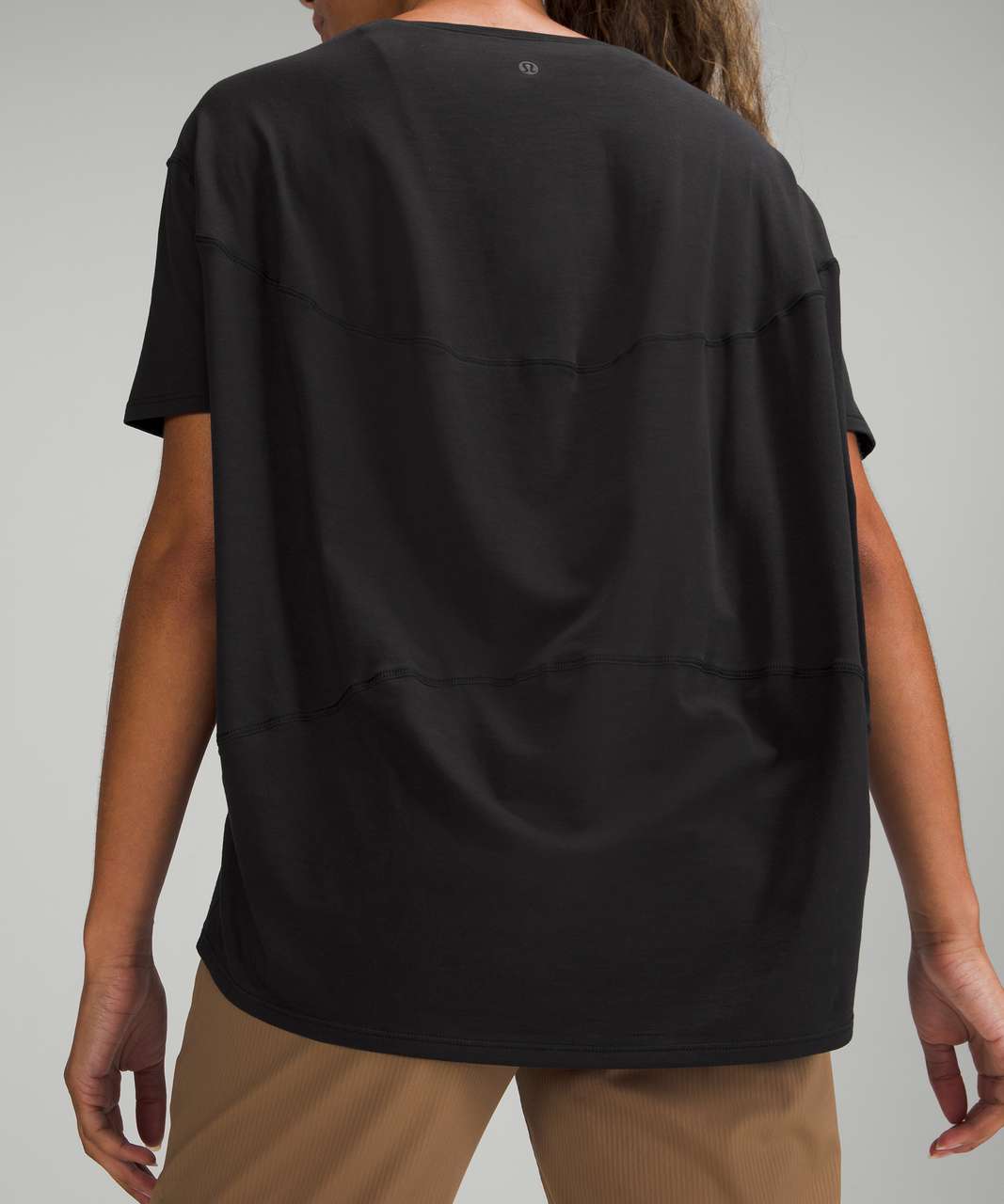 Lululemon Back In Action Short Sleeve Shirt - Black