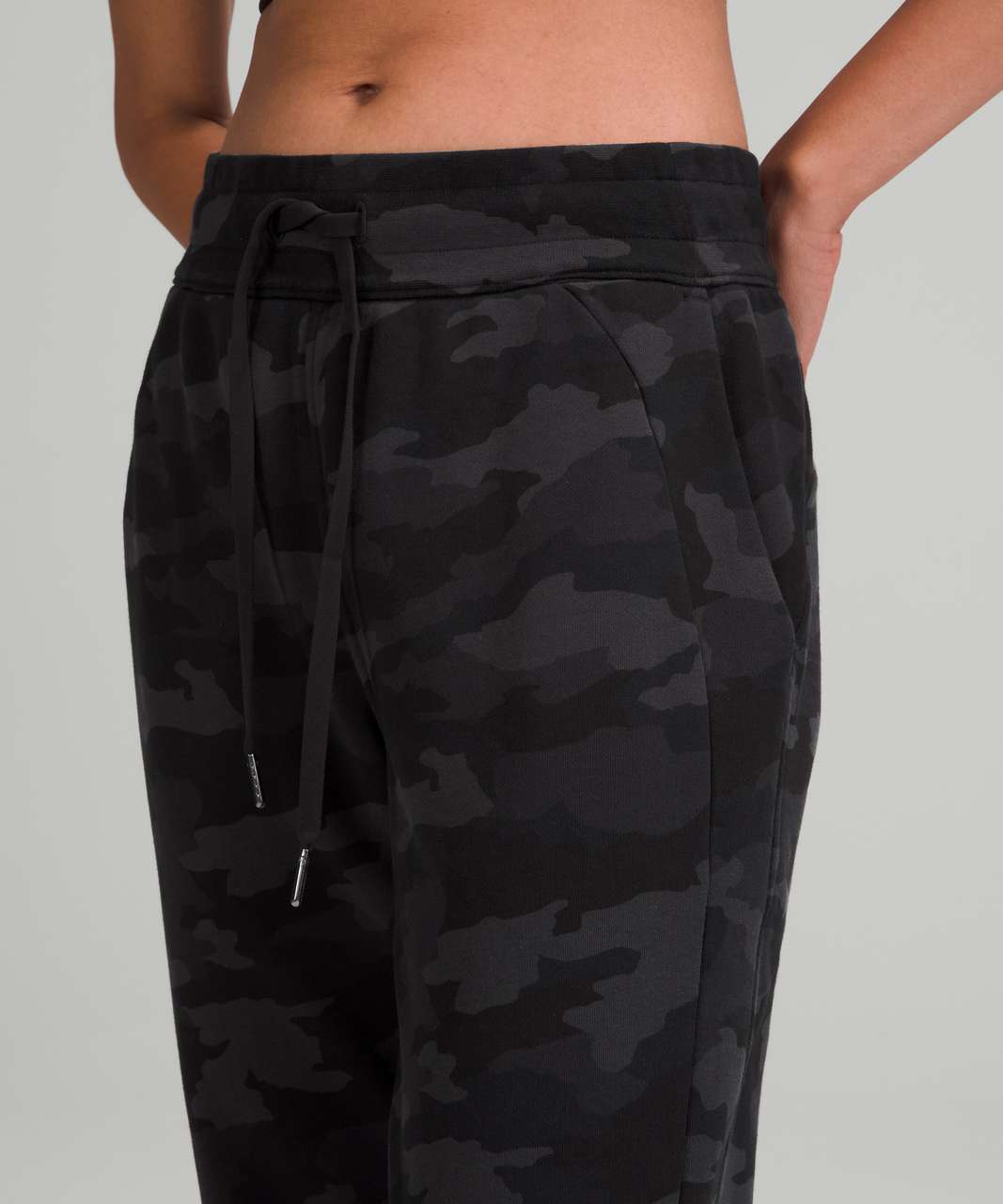 Lululemon Scuba HR Jogger Heritage 365 Camo Deep Coal Multi