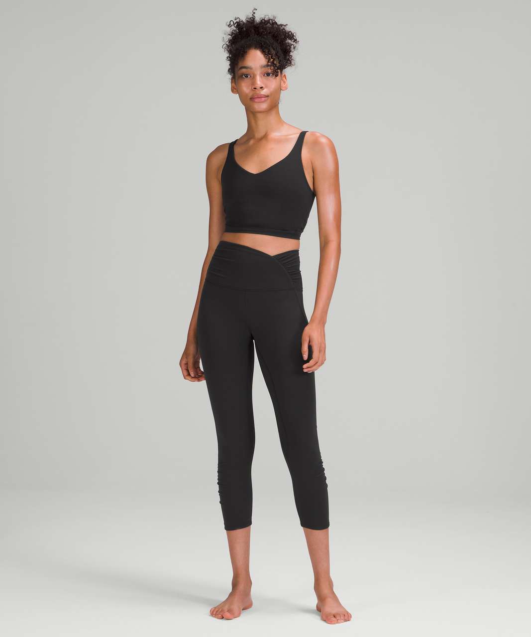 Lululwmon Side Scrunch Leggings Crop Charcoal Black Womens 4 is for Sale in  Lake View Terrace, CA - OfferUp