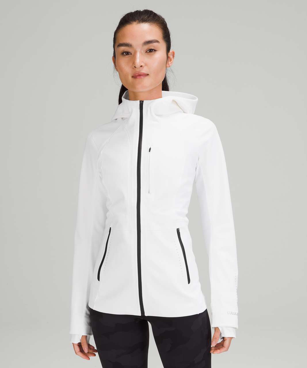 lululemon - The only layer you'll need to ace your cold and wet weather  runs. The sleek and technical Cross Chill Jacket will keep you warm to your  core from mile one