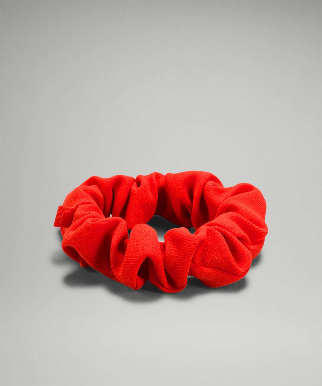 Lululemon Uplifting Scrunchie - Autumn Red (First Release)