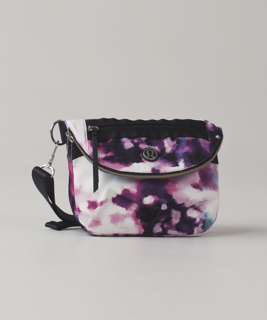 Lululemon Festival Bag - Blooming Pixie Multi