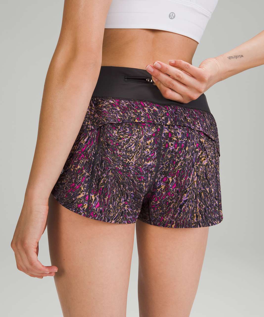 Lululemon Speed Up Short Low-Rise Lined