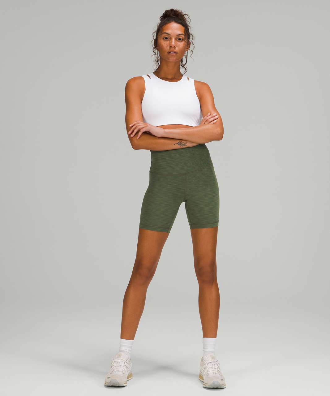 Lululemon Wunder Train High-Rise Short 6 - Heathered Green Twill