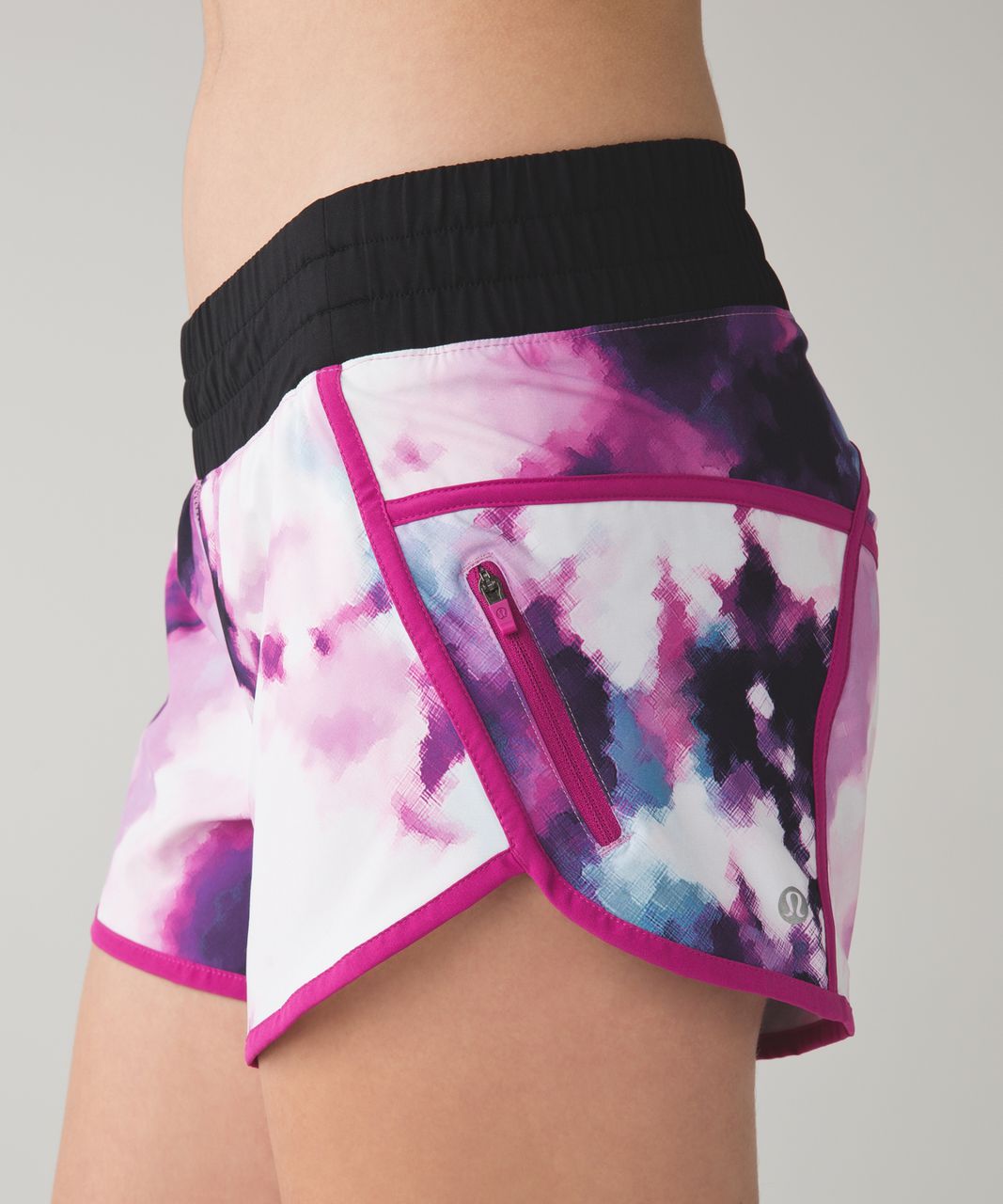 Lululemon Tracker Short III *4-way Stretch - Blooming Pixie Multi / Raspberry