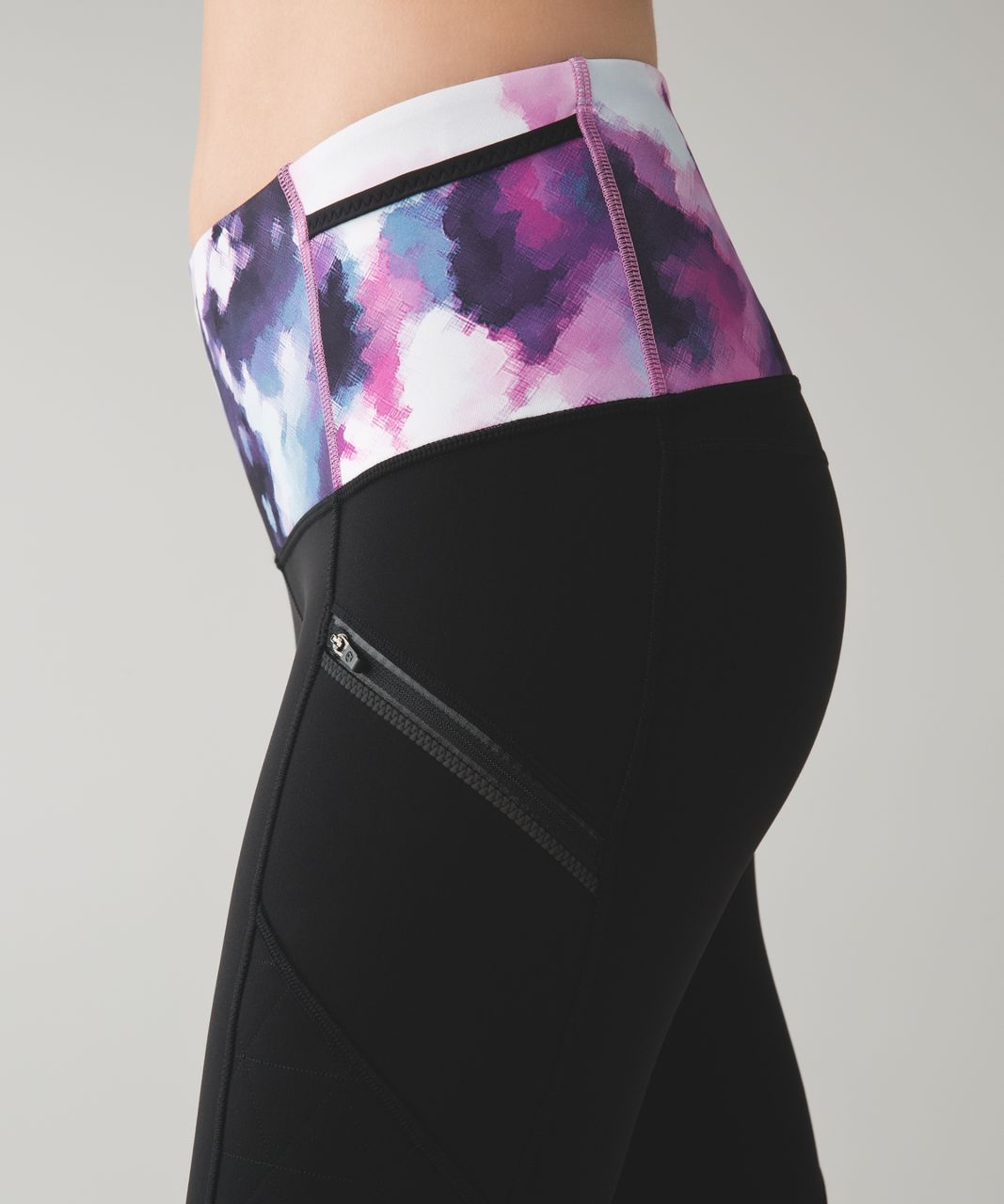 Lululemon Toasty Tech Tight II - Black / Blooming Pixie Multi