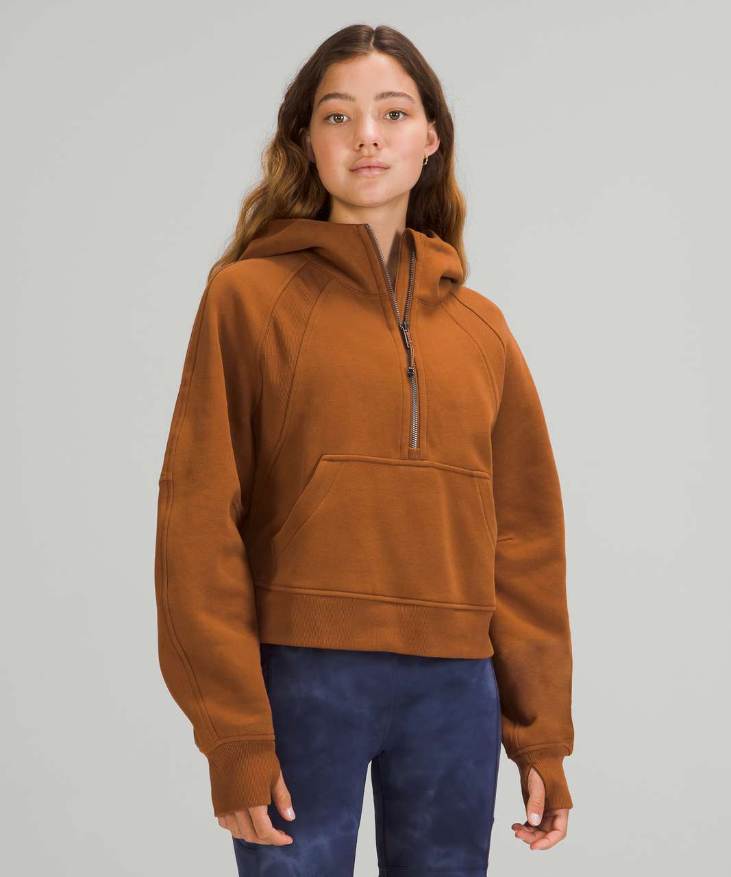 https://storage.googleapis.com/lulu-fanatics/product/66134/1280/lululemon-scuba-oversized-1-2-zip-hoodie-copper-brown-049076-361061.jpg