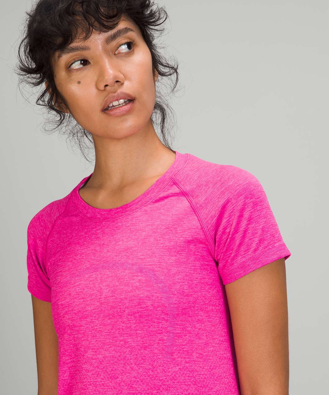 NWT LULULEMON SWIFTLY TECH SHORT SLEEVE SHIRT 💫 POW PINK/ RIPENED