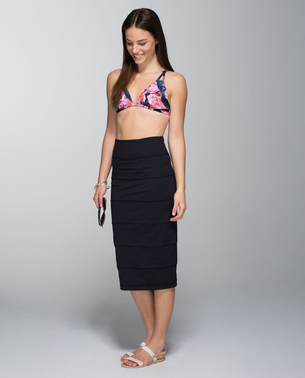 Lululemon Coastal Om Triangle Top - Secret Garden / Black