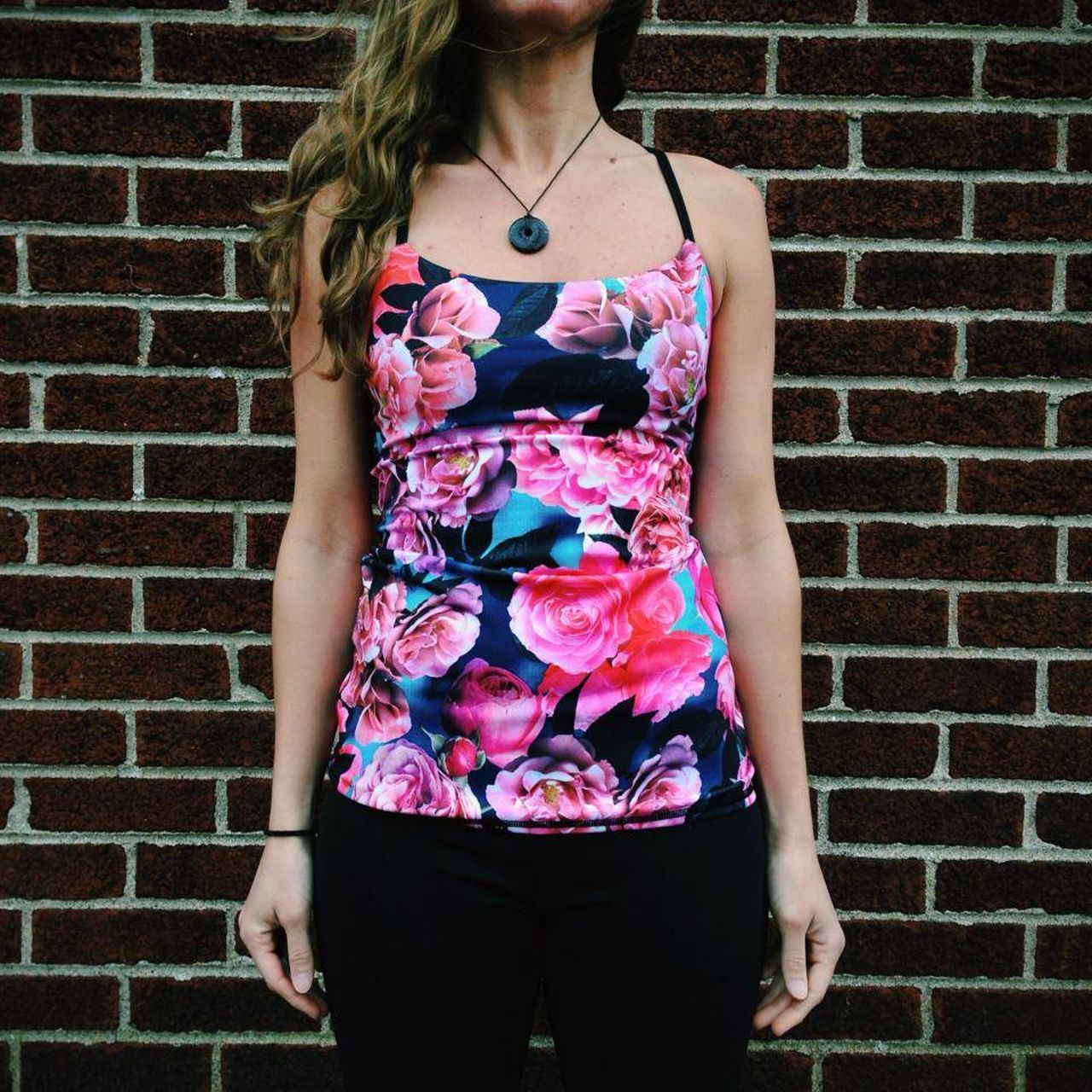 Lululemon Dancing Warrior Tank - Secret Garden / Black