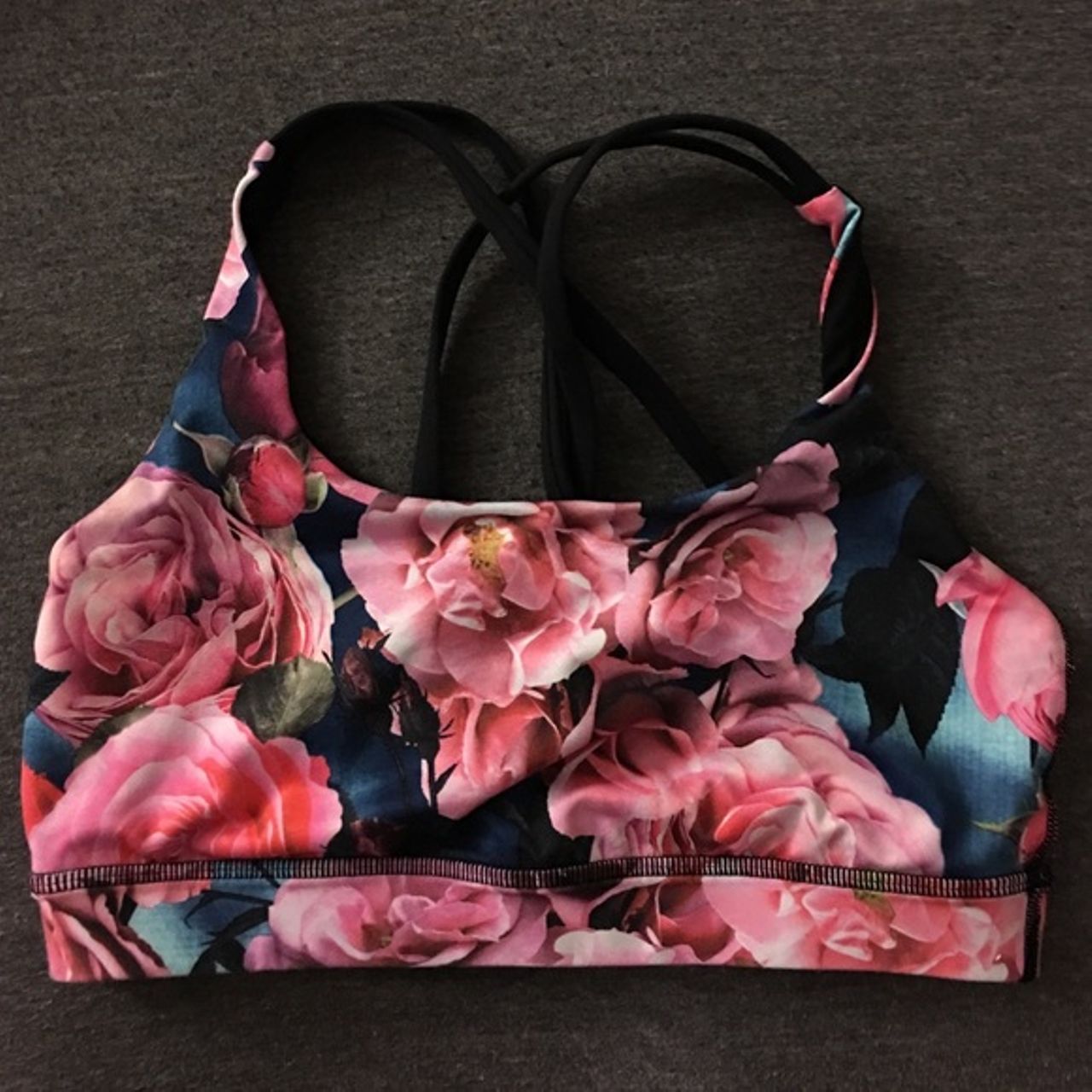 Lululemon Energy Bra - Secret Garden / Black